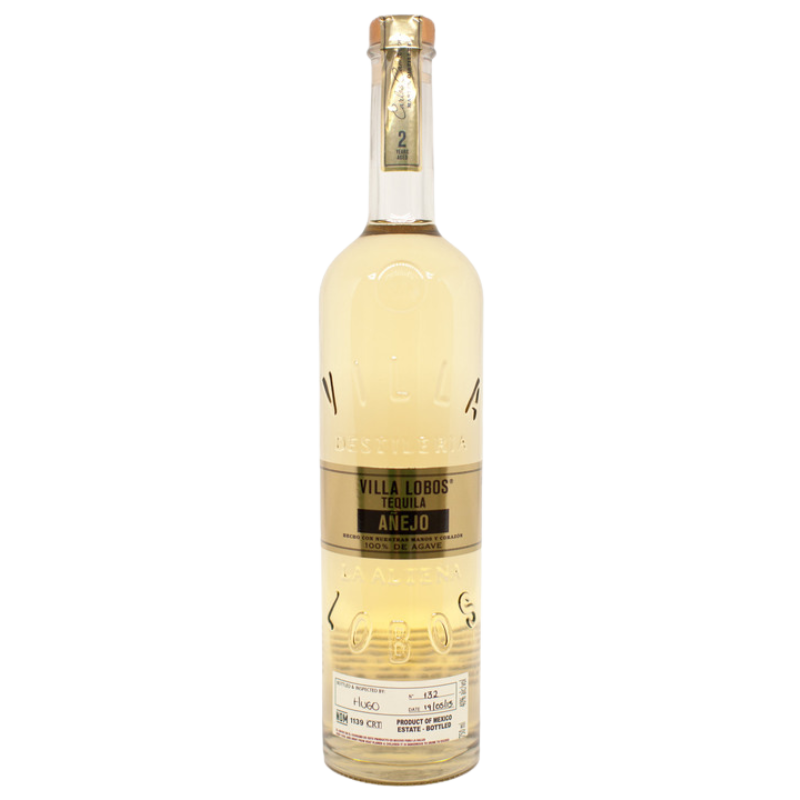 Villa Lobos Añejo 750ml